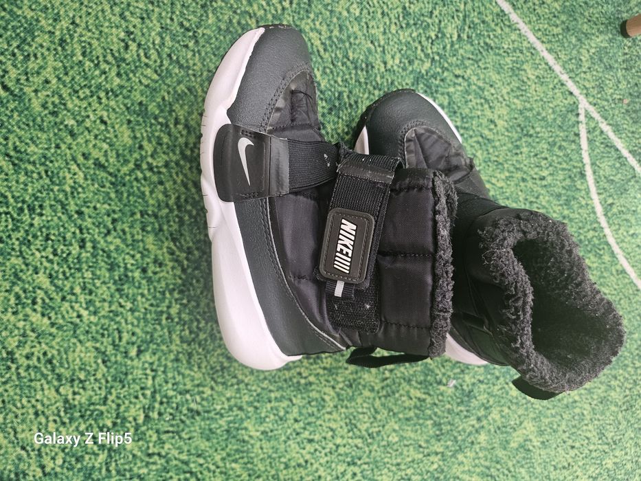 Детски ботуше Nike