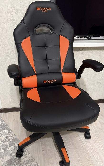 Продам геймерское кресло