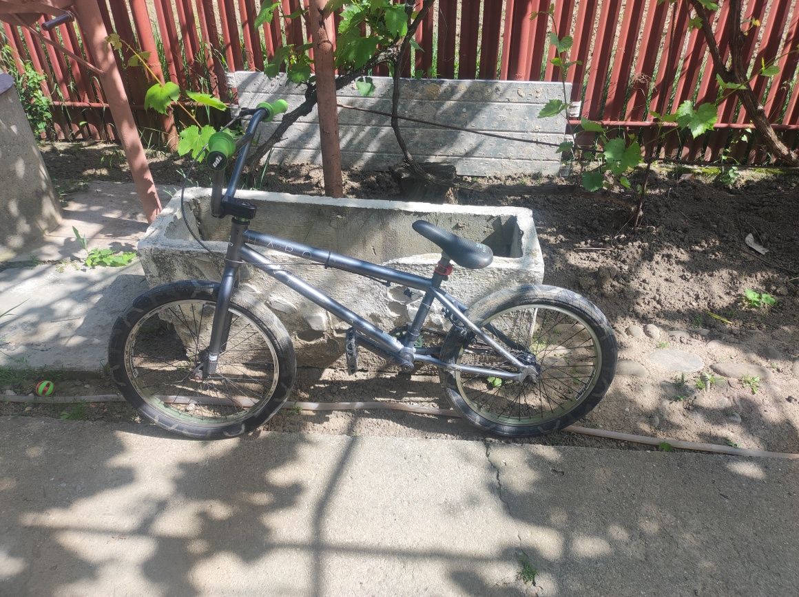 Bmx haroo 700lei preț neg