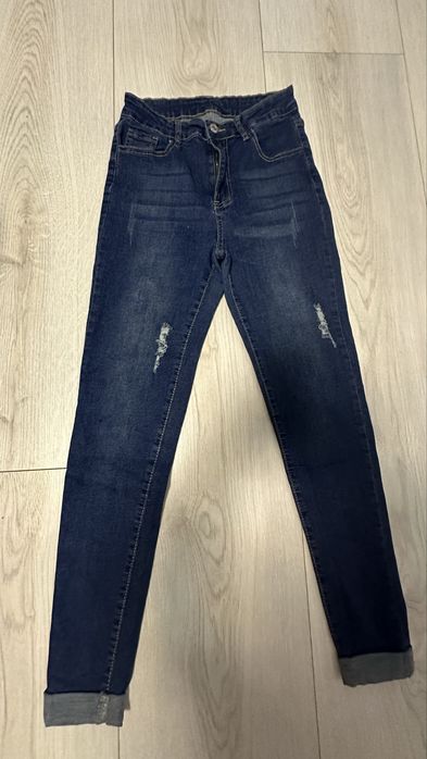 Продавам дамски дънки от 32 номер до 40