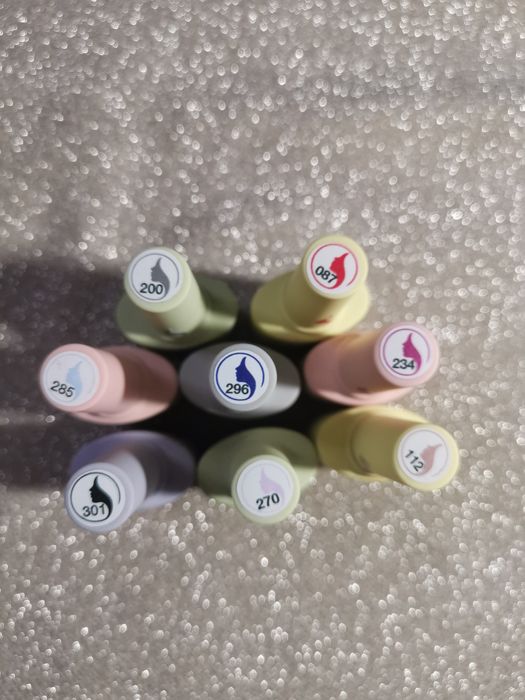 Гель-лак для ногтей