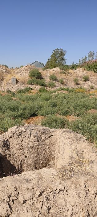 Kattaqoʻrgʻon tumanida Uzunboʻz qishloqda Yer uchaska SOTILADI