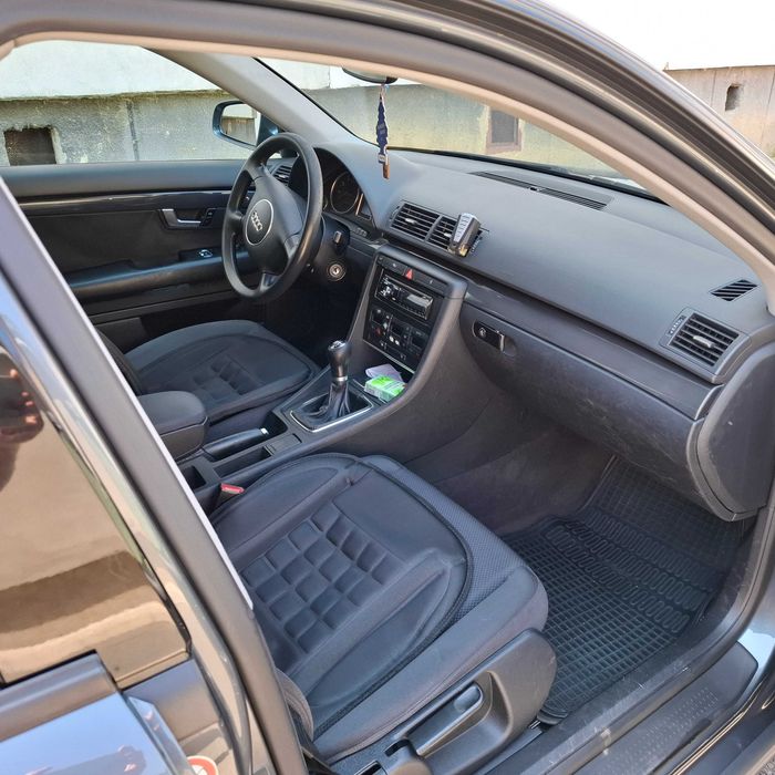 Vand Audi A4 2002 1.6i 102cp euro4