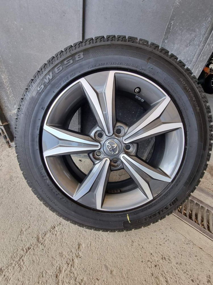 Джанти с гуми за Тойота C-HR