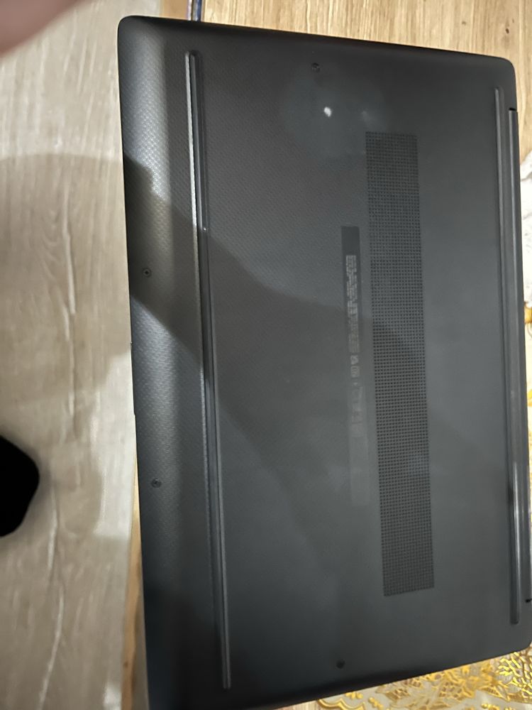 Vand laptop Hp 950