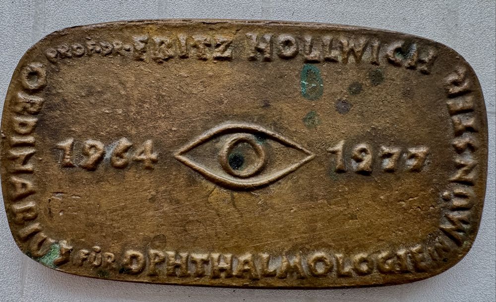 Medalie comemorativa domeniul oftalmologiei