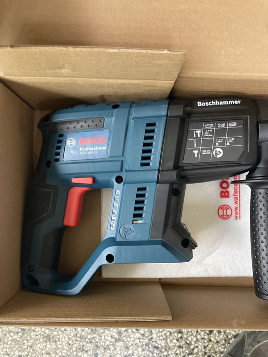 Нов перфоратор Bosch GBH18v-21
