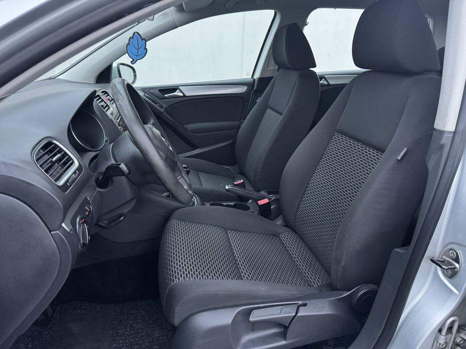 Volkswagen Golf 6 2.0 Diesel *2009* Euro 5 / Navi  / R17