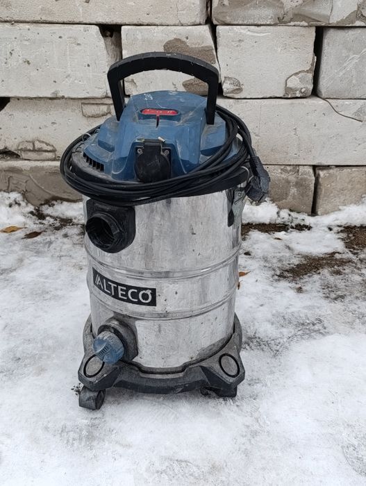 Строительный пылесос