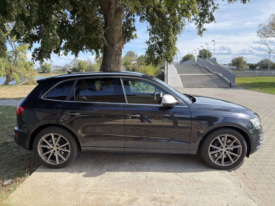 Audi SQ5 Competition