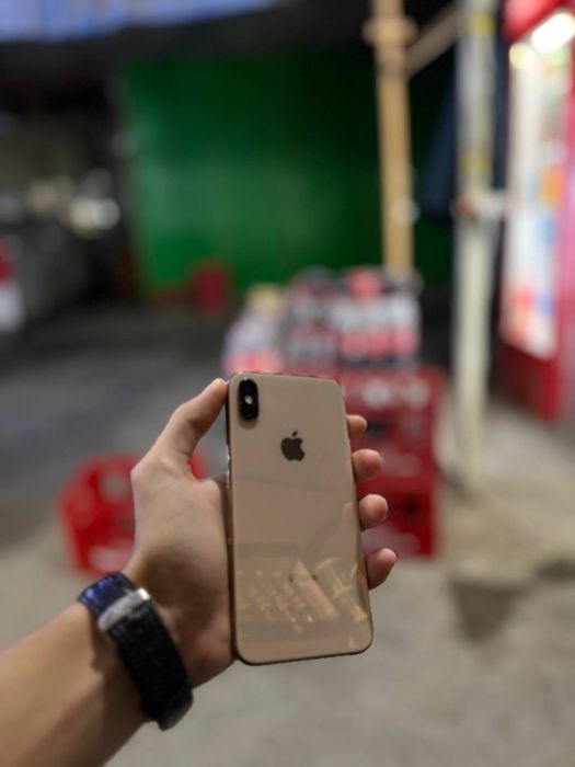 Iphone xs ideal xolatda