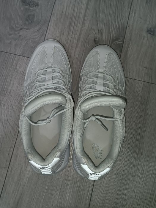 СПЕШНО! Nike air max95 Triple white КАТО ЧИСТО НОВИ!