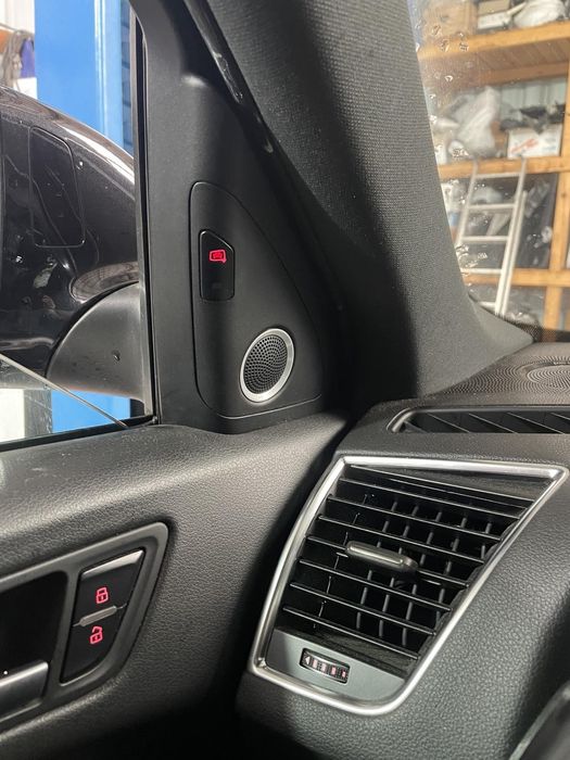 Ади SQ5 на части