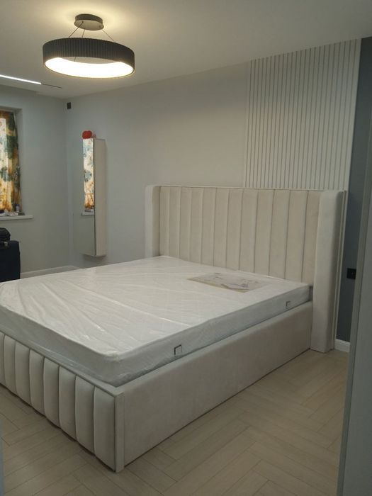 Сотилади спальни диван новый