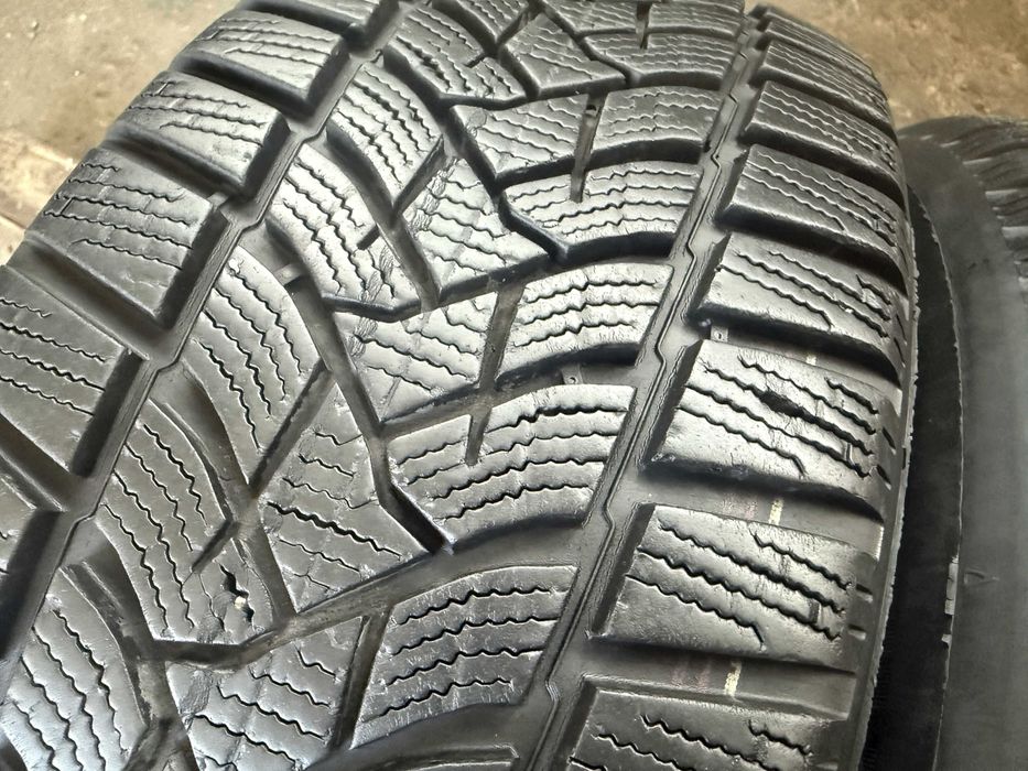 2x Anvelope iarna 205/60 R16 - Dunlop Winter Sport 5
