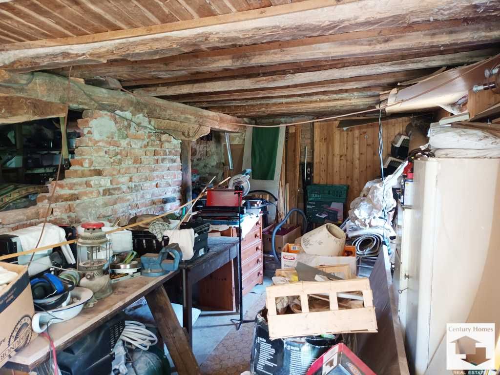 180056 Реновирана къща с 3 спални в живописното село Креслювци