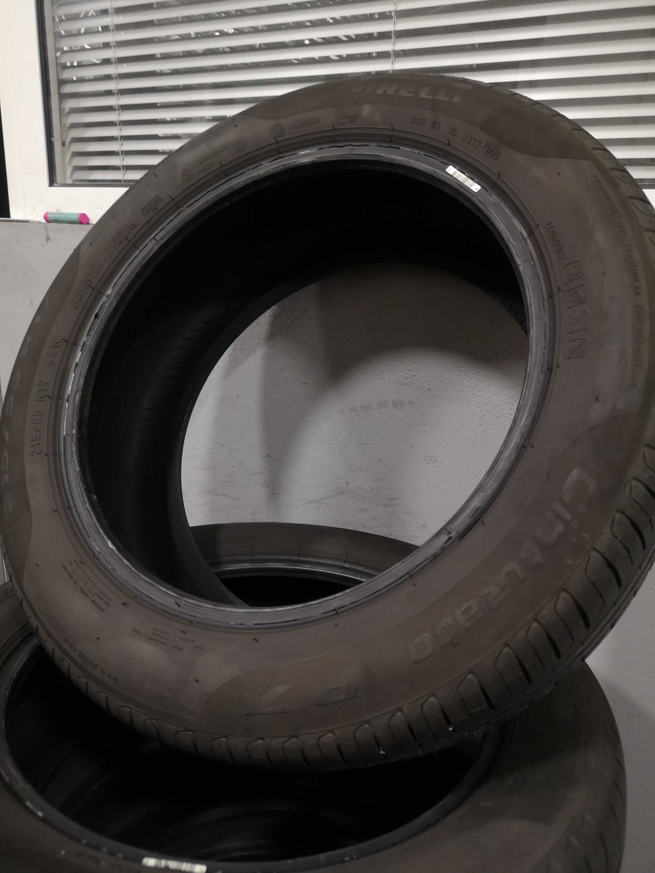 4бр 215/55/17 PIRELLI 7мм грайфер дот:3721г +++