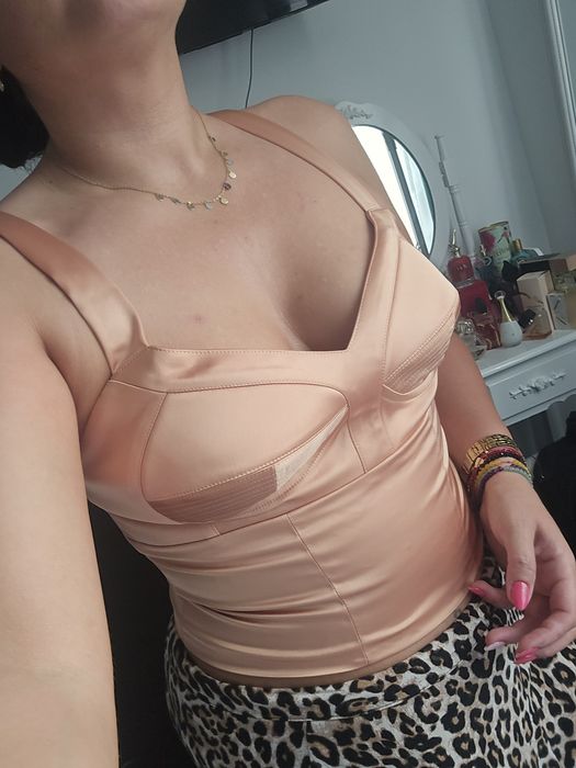 Corset murmur, 42 echivalentul cupei 80B făcut pe comanda doar probat