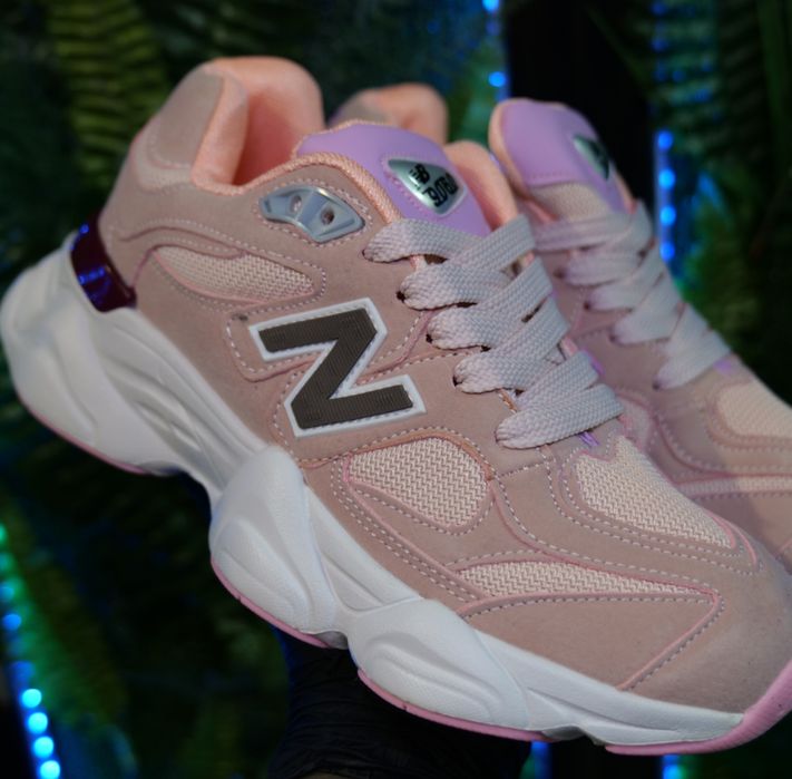Маратонки New Balance 9060 (36-40) Розово