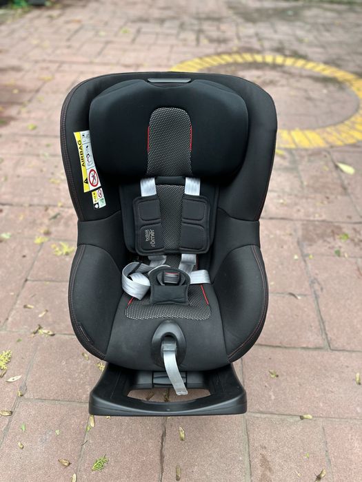 Scaun auto Britax Romer Dualfix M I-Size Rotativ 360° - 61-105 cm