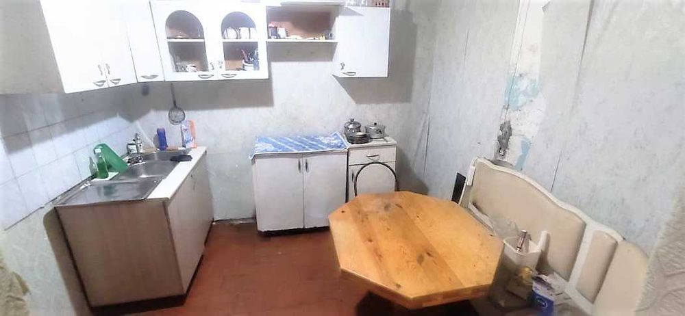 Продам 2х-комнатную-ул. Омская2, на 1этаже, район Алтайэнерго
