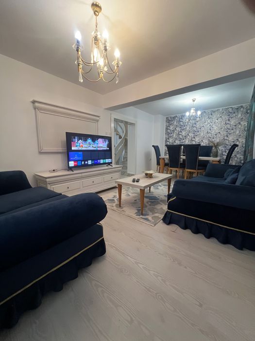 Proprieter vand penthouse ultracentral pe 2 nivele cu scara interioara