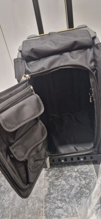 Troler machiaje / cosmetice Mac