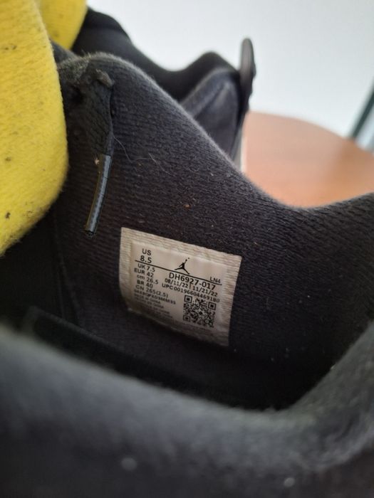 Air Jordan 4 retro Thunder