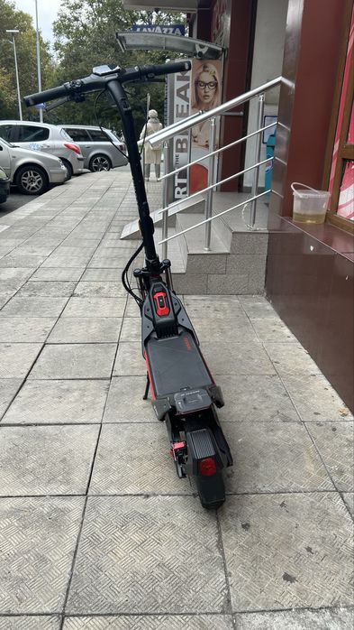 SEGWAY Kick Scooter ZT3 PRO