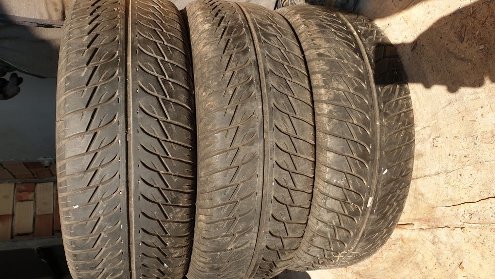 Гуми 195 60 14 унироял