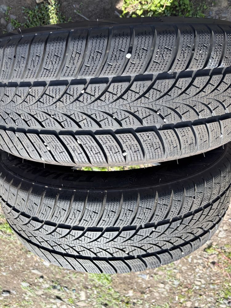 215/60 R16 2бр зимни гуми