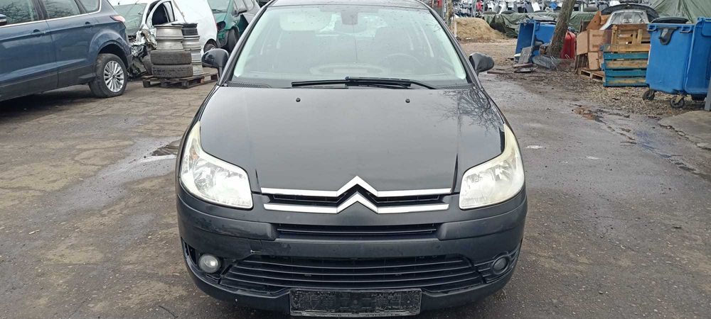 Dezmembrez Citroen C4 1.6 HDi an 2007 cod motor 9HZ 109 CP