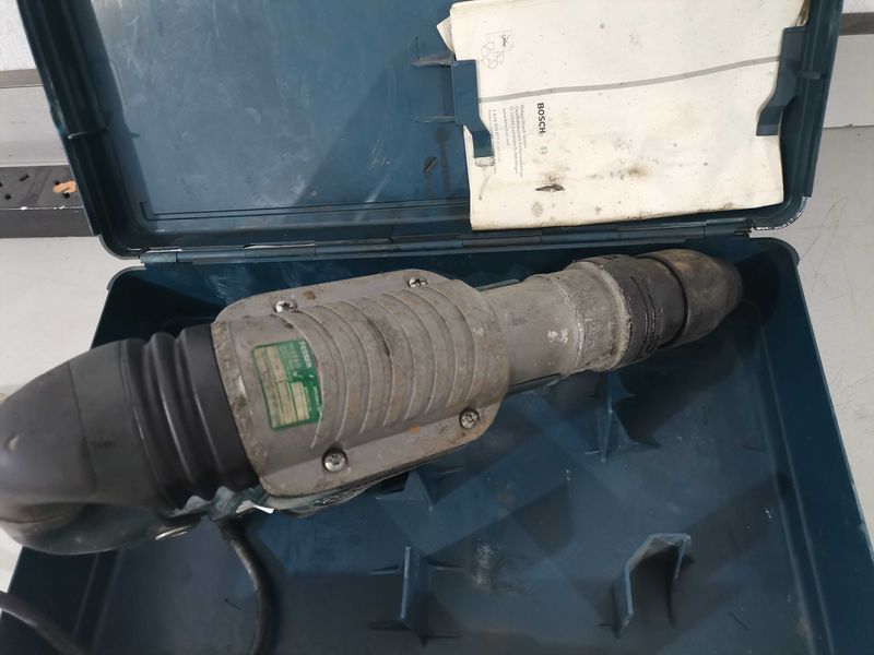 Къртач - BOSCH GSH 5 E 110 V 1000 W SDS Max