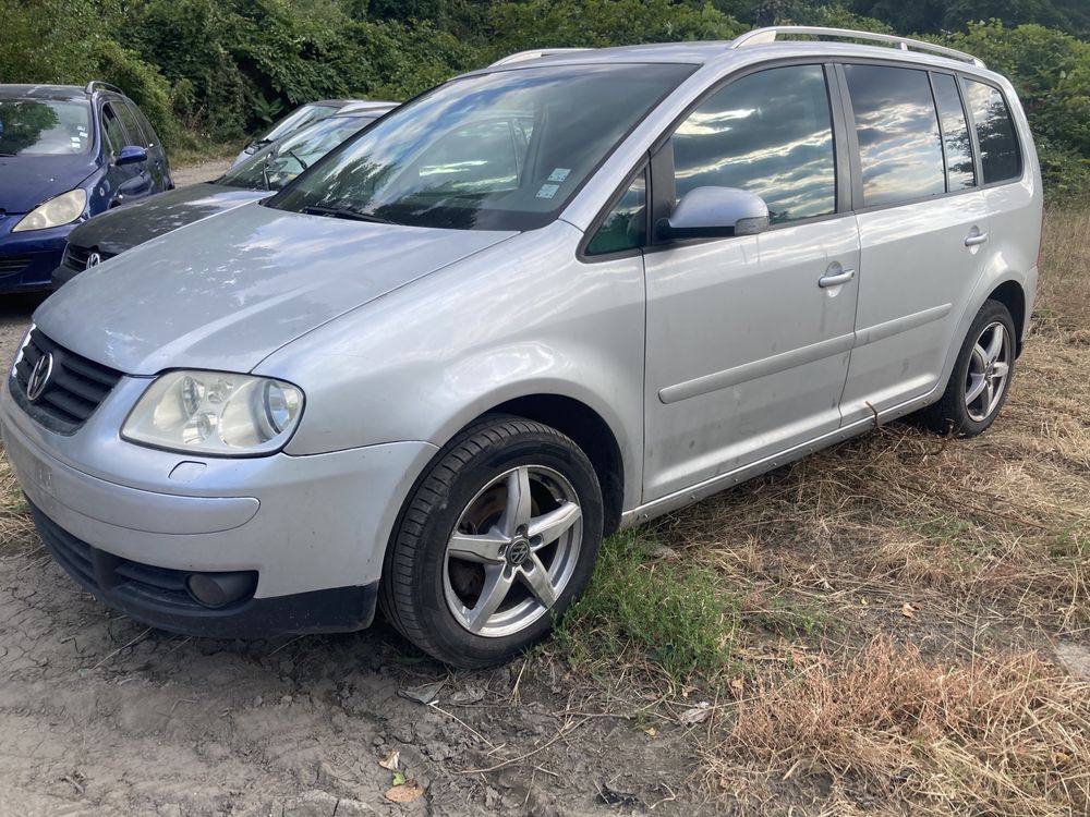 Volkswagen Touran 2.0 DSG на части.