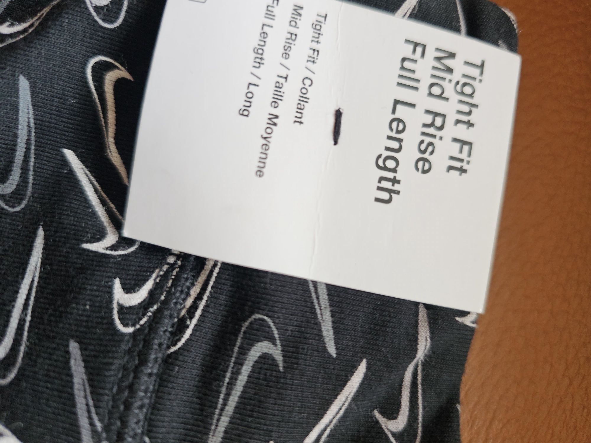 Чисто нови клинчета за момиче 8-9 години nike, h&m, lc wiki