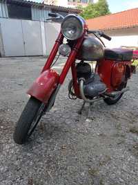Мотоциклет Ява 175
