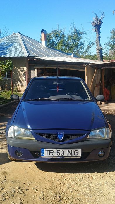 Vând dacia solenza!