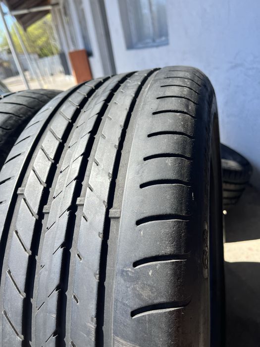 2 бр. летни гуми 235/45/19 GoodYear MOE RSC DOT 0918 6 mm