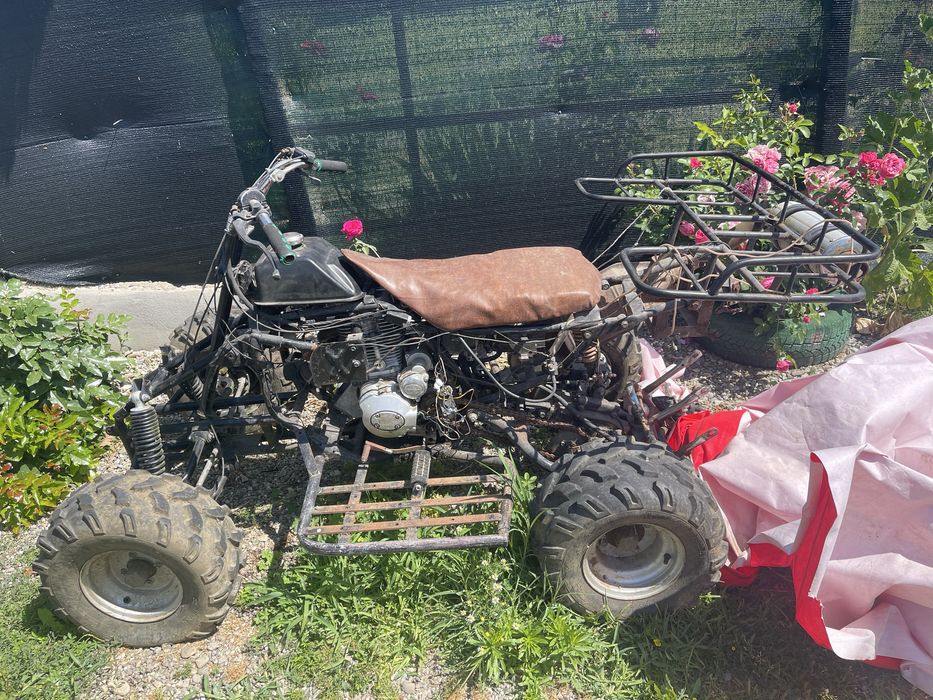Vând atv lifan 250