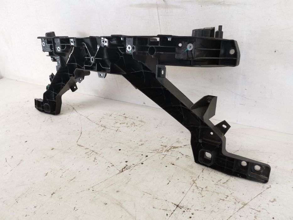 Преден панел / Trager Frontal Tesla Model 3 1 [ - ] Оригинален