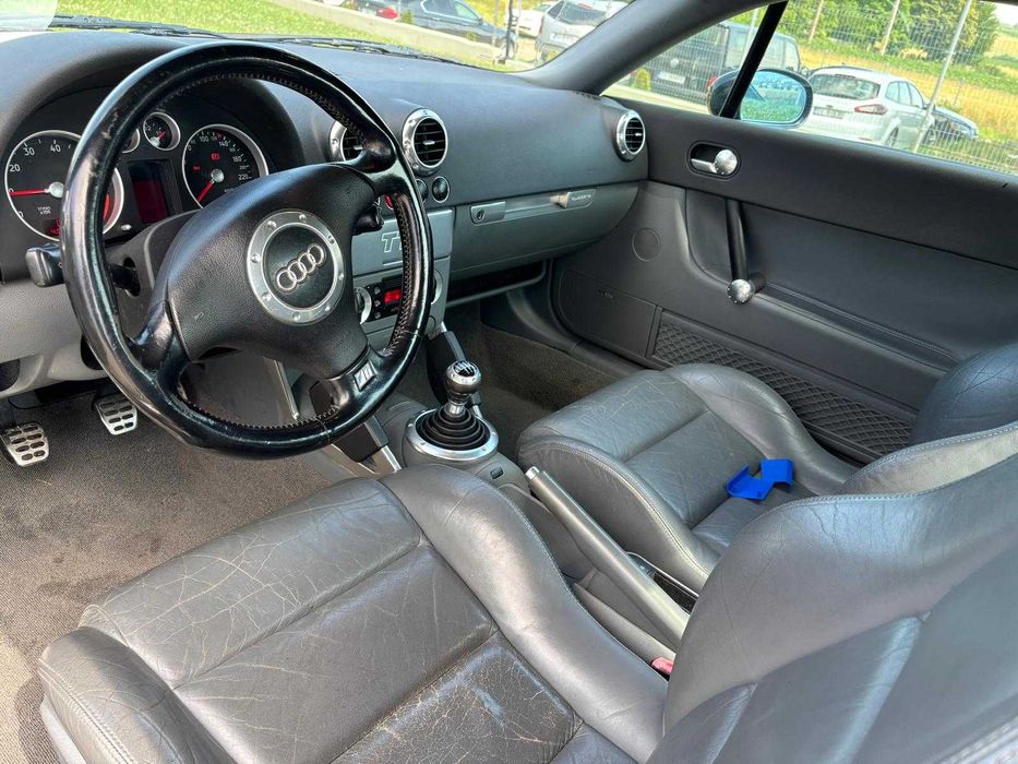 Audi TT 1.8T 224CP Quattro