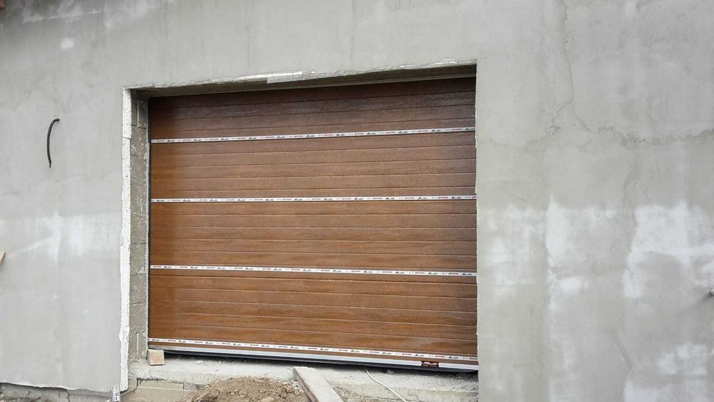 usa sectionala pentru garaj