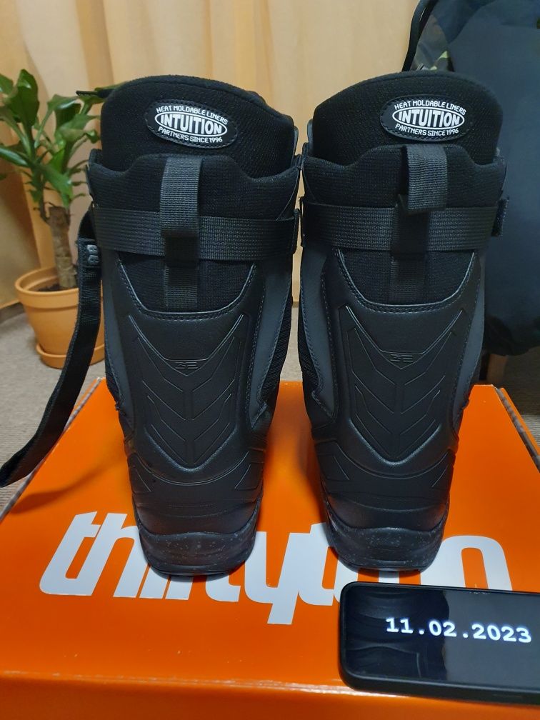 Boots ThirtyTwo 45