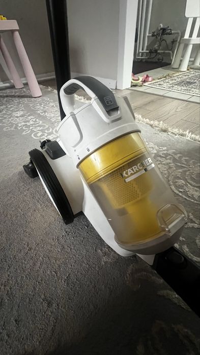 Продам пылесос karcher