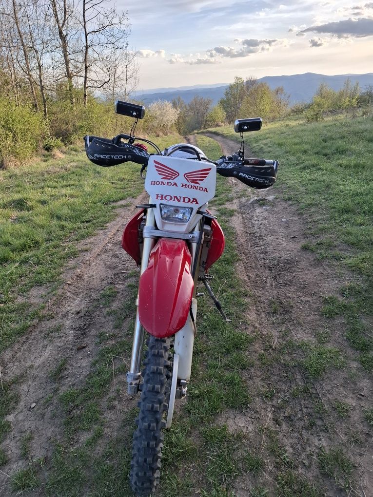 Vând honda înmatriculată