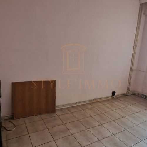 Продава се Тристаен апартамент в Разград, Орел - 87 кв.м за 528 €/кв.м - Снимка #8