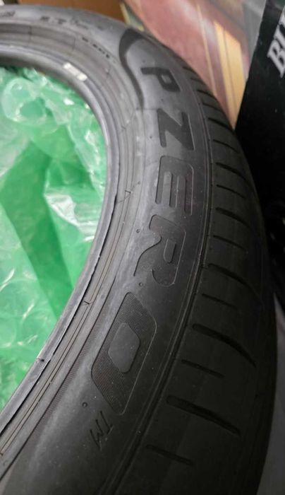 Audi Q7 - 1 set de jante aliaj si 1 set anvelope de vara, stare f buna