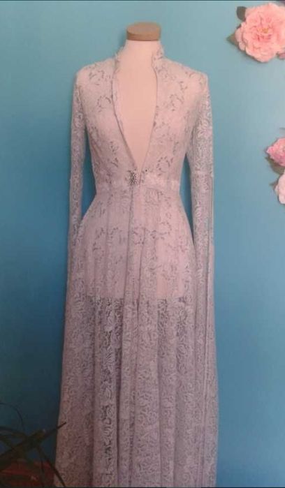 Vand rochia de mireasa