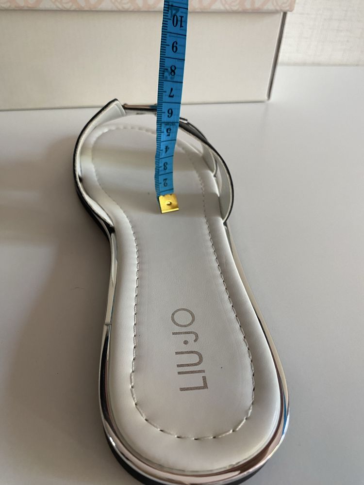 Чехли Liu Jo Sally 511, черен