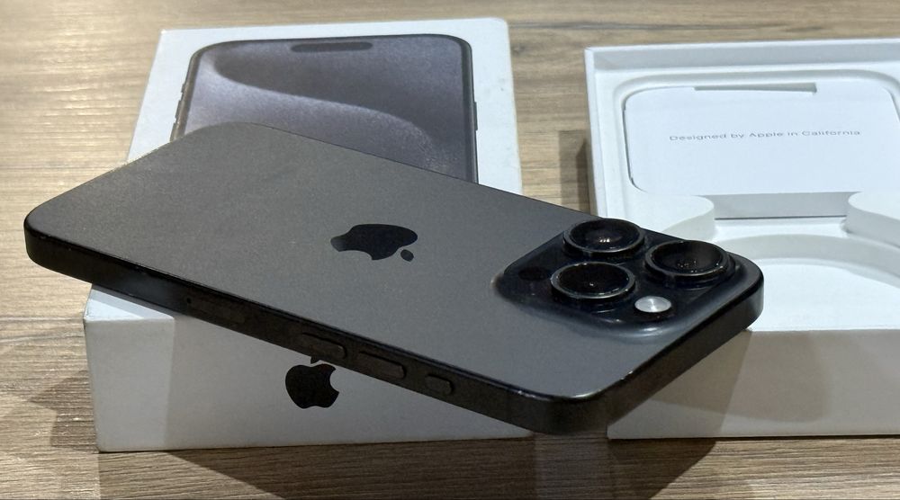 Iphone 15Pro 256GB Black Titanium